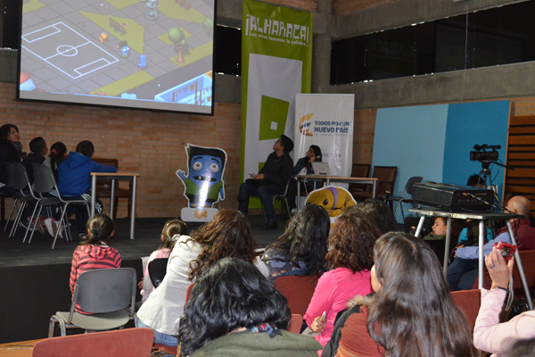 Dialogo y visionado niños Bogotá y Medellín
