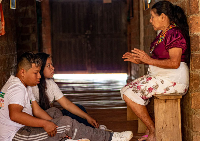 Escuelas propias y procesos de formación en comunicación indígena