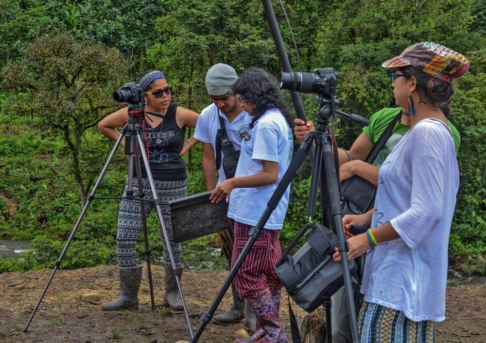 Televisión indígena: becas estímulos a la producción