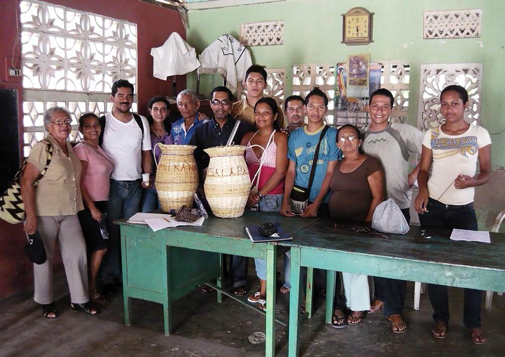 Televisión indígena: becas estímulos a la producción