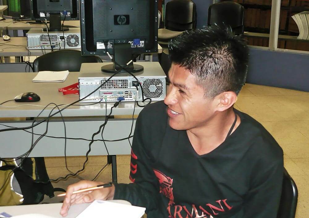 Televisión indígena: becas estímulos a la producción